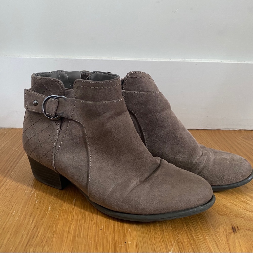 Unisa Brown Buckle Booties Size 7.5